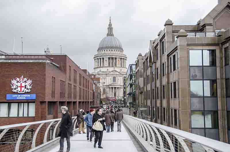 144 - Inglaterra - Londres - puente Millenium